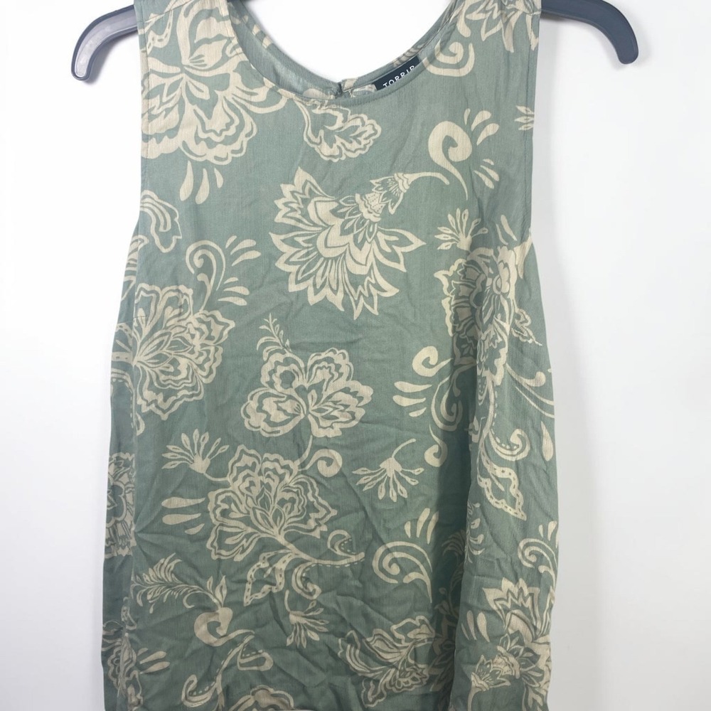 Torrid Sage Green Floral Lace Up Side Sleeveless Blouse Size 00 M L